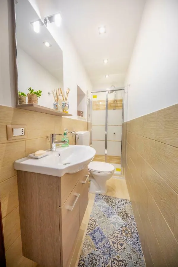 Daire Donna Flavia - Casa Vacanze Centro Storico Palermo İtalya